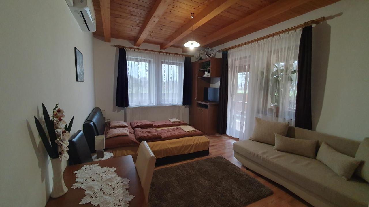 Kékszilva Vendégház Pap Esterno foto